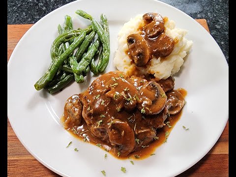 Salisbury Steak with Delicious Mushroom Gravy #salisburysteak #groundbeefrecipe #groundbeefrecipes