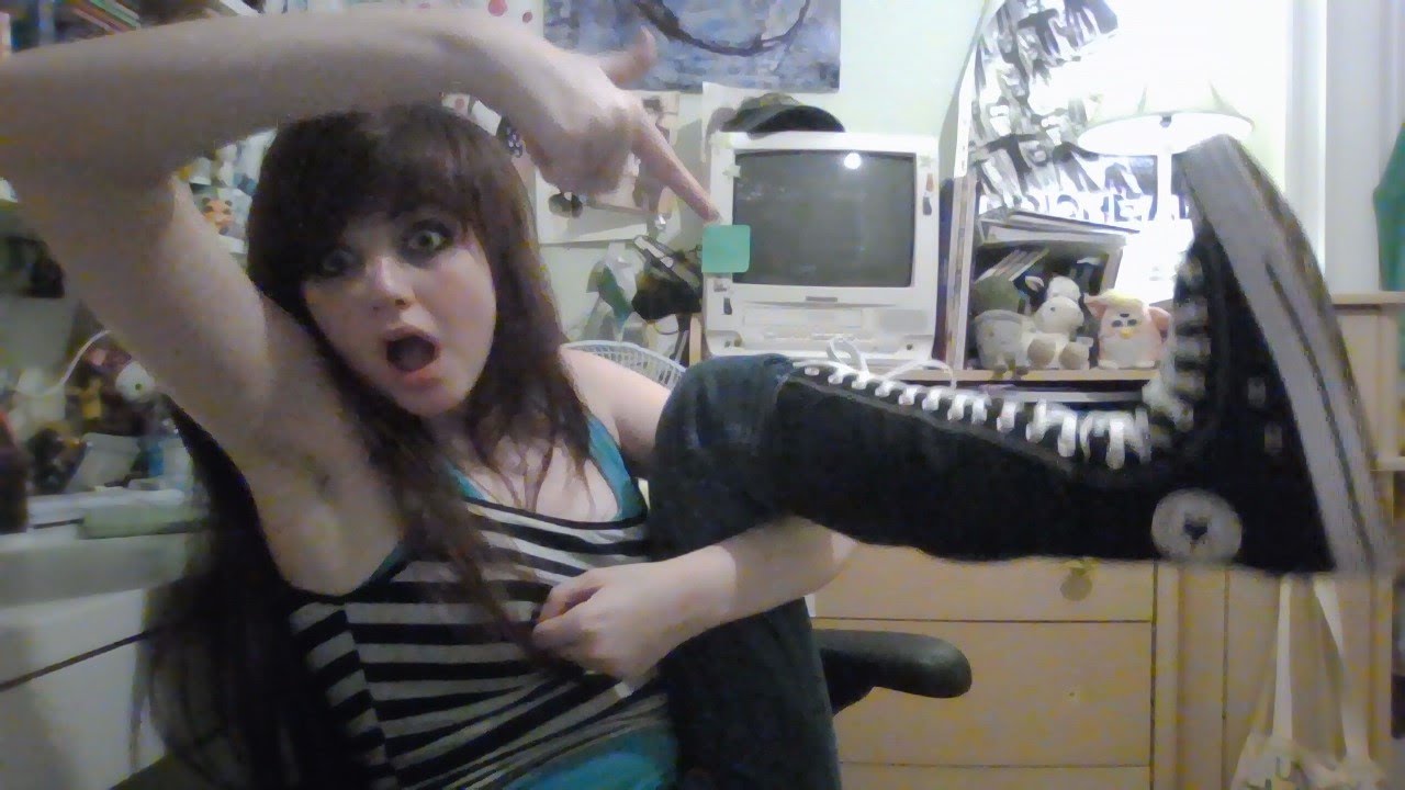 morbidly a beast vlog no.14 - I GOT KNEE HIGH CONVERSE!!!!!!!!!!!!!!!!