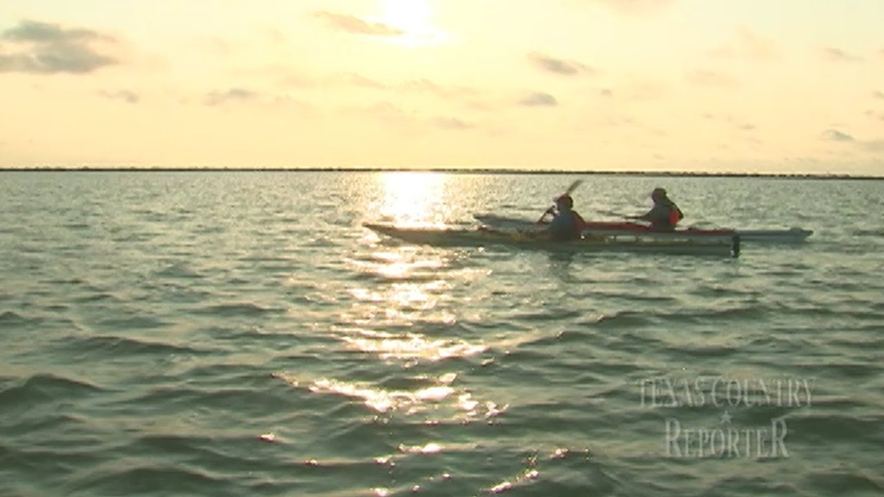 Kayak the Coast (Texas Country Reporter)