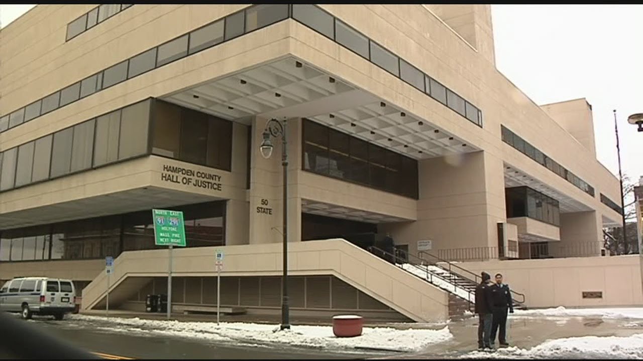 Threat of three bombs caused evacuation at Hall of Justice