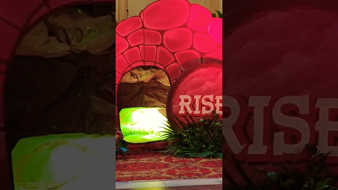 Risen Lord | Altar | St. Teresa's Church 