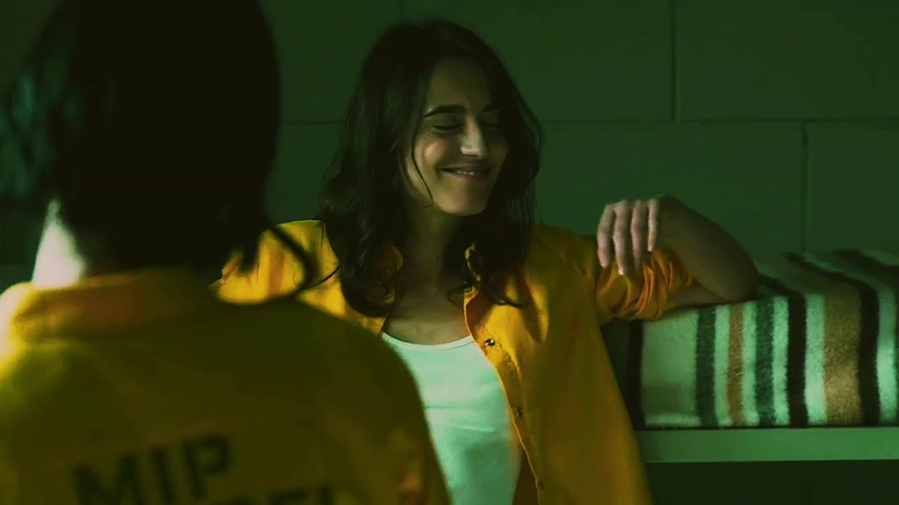 Zulema y Helena (Vis a Vis) - Toxic