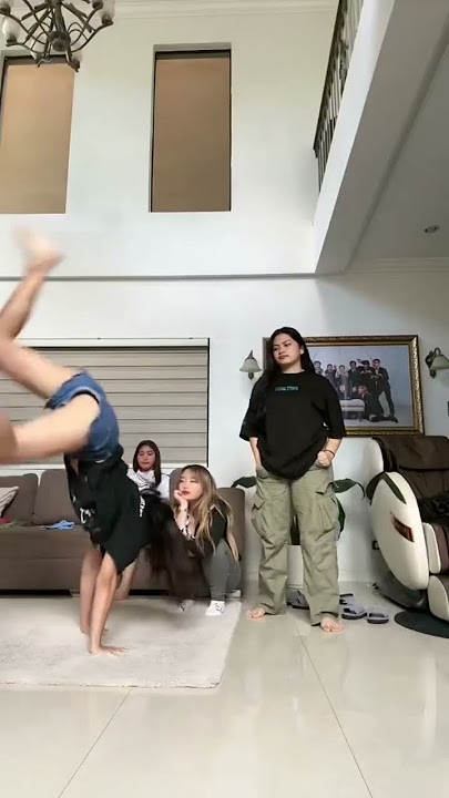 Bat 🤸 malungkot 🤸 ang 🤸 beshy 🤸 ko 🤸 #BGladies