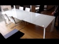 Urban extendable dining table Urban extendable dining table