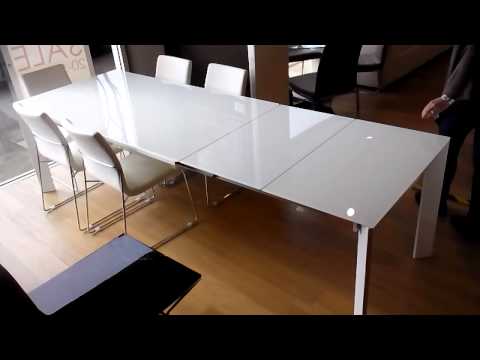 urban-extendable-dining-table