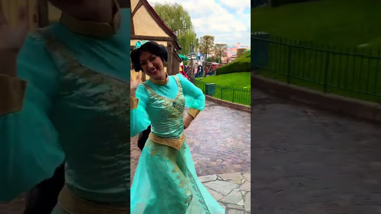 Princesse Jasmine in Fantasyland Disneyland Paris