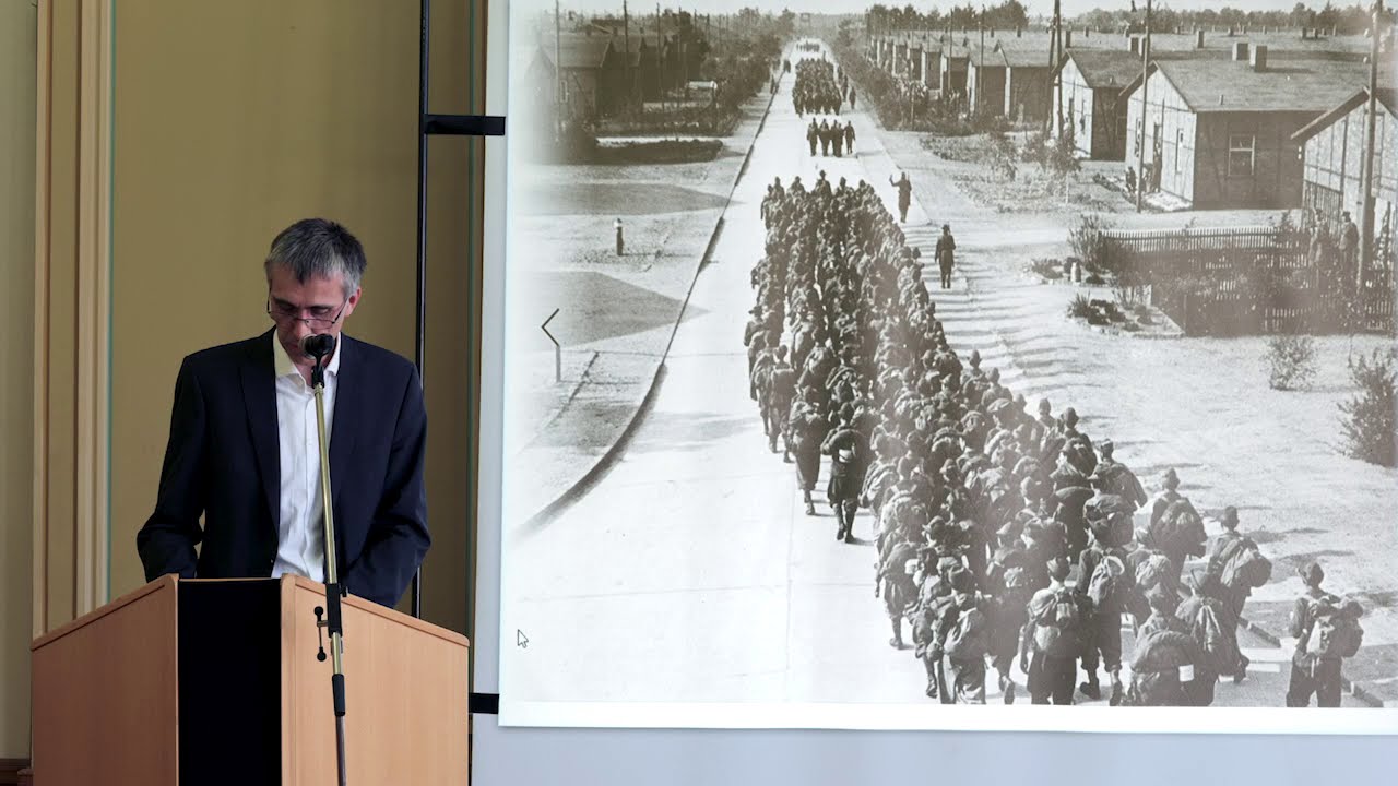 Axel Drieschner: Zur Geschichte des Platzes der Deutsch-Sowjetischen Freundschaft, Eisenhüttenstadt