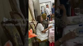 NABILA MAKAN BARENG KELUARGA TRI SUAKA
