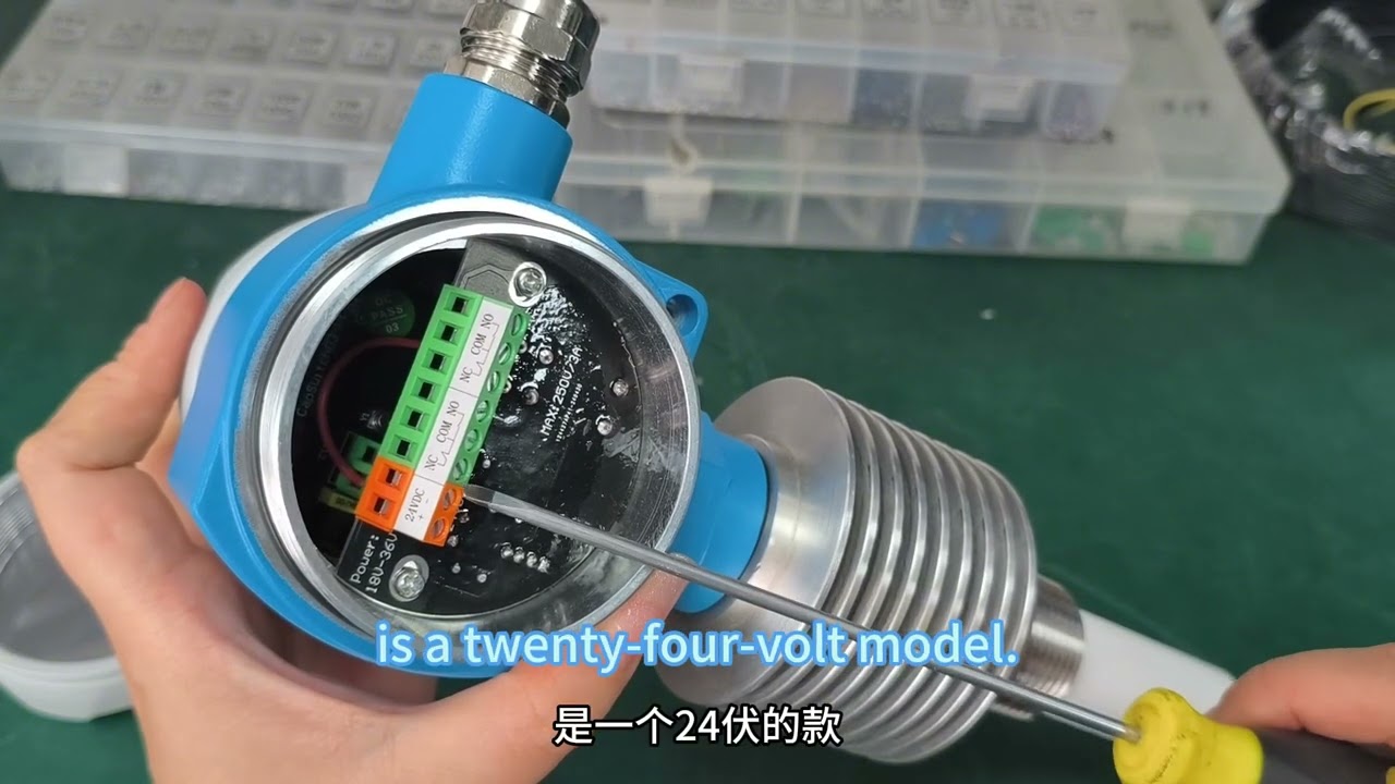 How to wire a high temperature type radio frequency capacitive level switch高温型的射频电容物位开关如何接线？