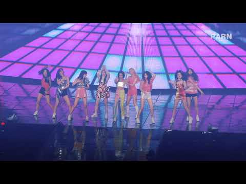 TWICE 2019 WORLD TOUR 《TWICELIGHTS》 - YouTube