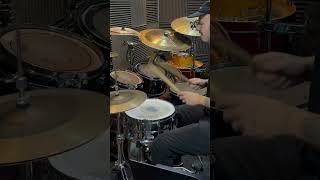ATIVIDADE NA MÃO! #drums #drummer #realbasscover #drumcover #doublebassdrums #drumming #metal #music