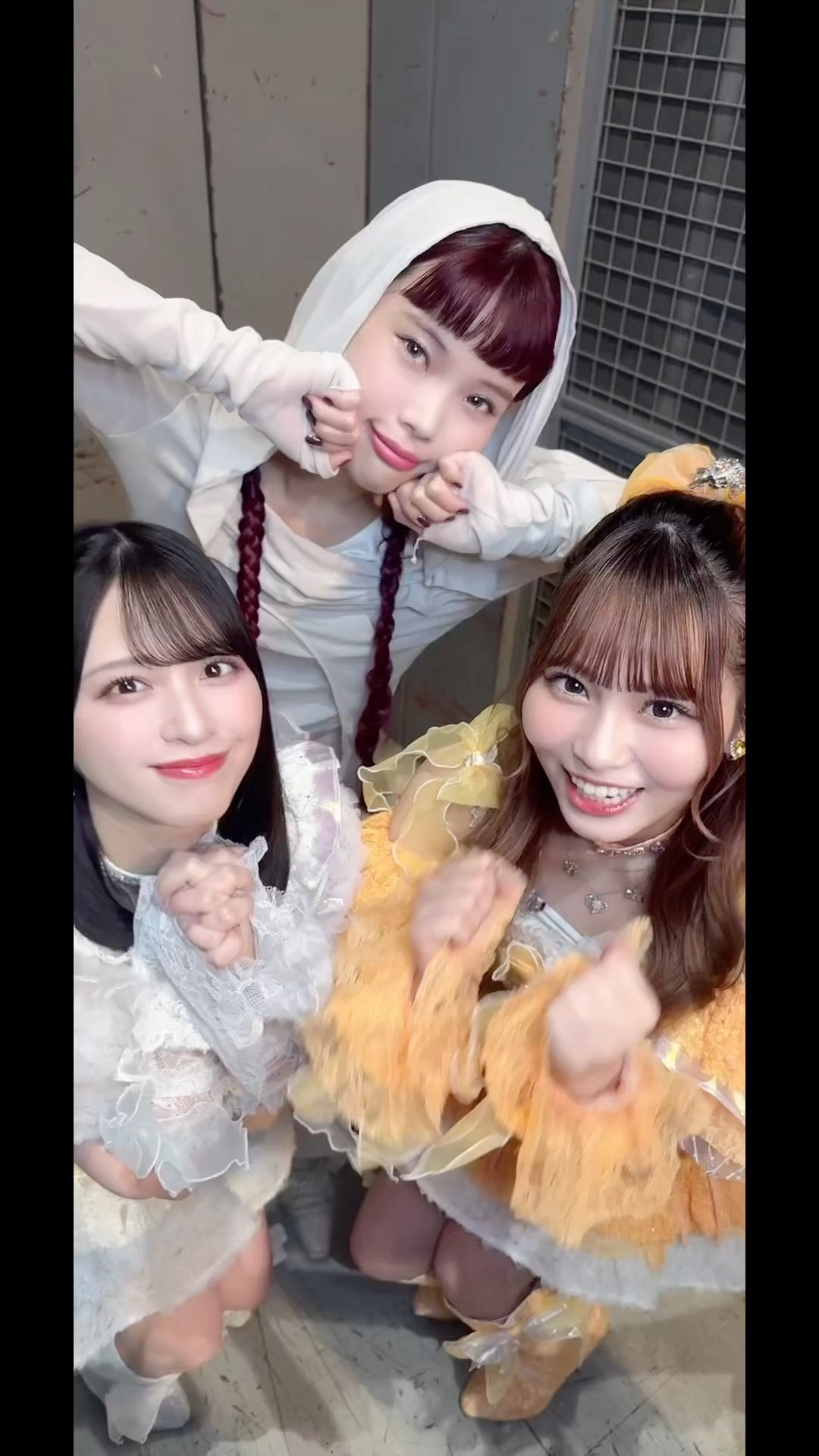 革命道中 - #OnTheWay」× #大場花菜 さん × #佐々木舞香 さん（=LOVE‬