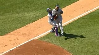 Jason Heyward turns two with throw contreras hurt