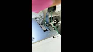 Fix Thread jam Singer serger sewing machine Quick Fix, Remove and clean Fabric fibers and lint