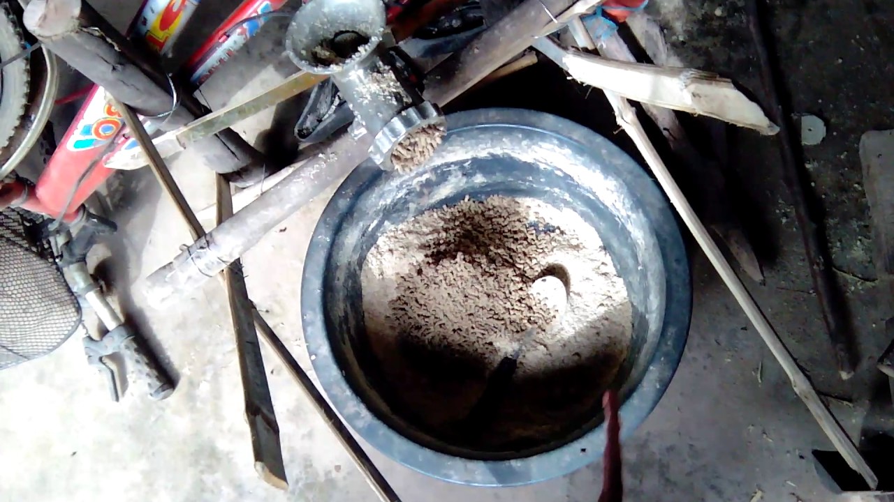เครื่องผลิตเม็ดอาหารสัตว์DIY-v2