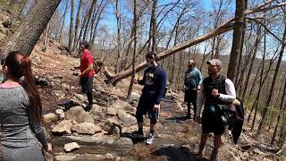 hiking Bear Mountain Loop