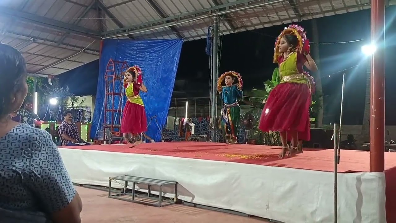 🙏🏼 ചോഴത്തിൽ ശ്രീ ഭദ്രകാളി ക്ഷേത്രം🥰performing _terpsichorean__ @dharani_spacefor_dance @MJV_Vlogs 