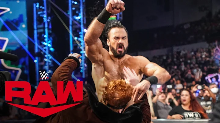 Drew McIntyre rushes to Damian Priests aid against...