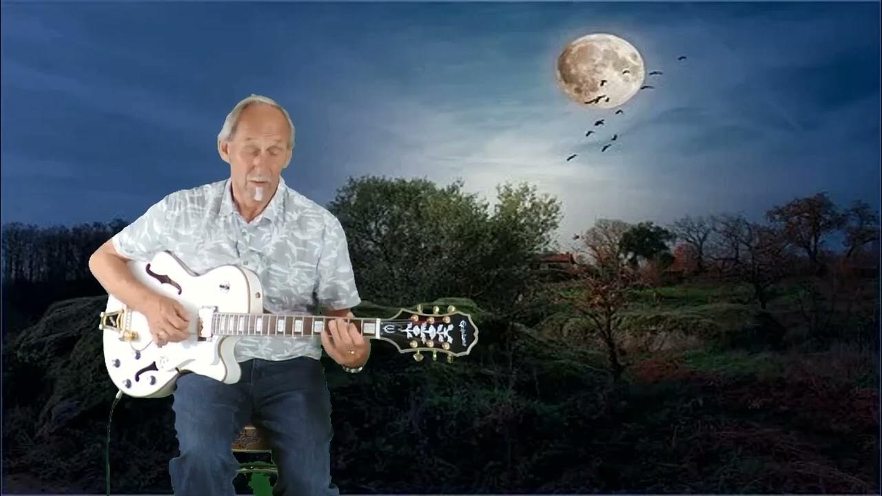 Carolina Moon - Joe Burke and Benny Davis - Guitar Instrumental cover by Kjell Christensen Carolina Moon - Joe Burke and Benny Davis - Guitar Instrumental cover by Kjell Christensen