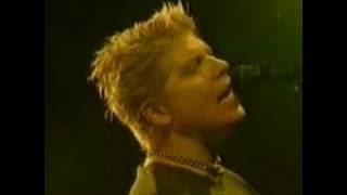 The Offspring - Spare me the Details Live at Bogota