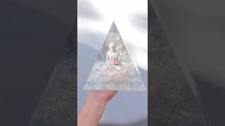 Buddha Art Resin Pyramid #resin #resinpyramid #crystals #resindemolding #resincrafts #resintutorial Buddha Art Resin Pyramid #resin #resinpyramid #crystals #resindemolding #resincrafts #resintutorial