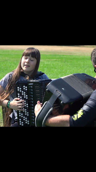 More of the 'Thunderstruck' #accordion #music