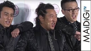 ロバート秋山、木村拓哉風のヘアメークで登場　山本＆馬場と決めポーズ　「ESPRIQUE presents JET STAGE at PREMIUM FRIDAY」先行イベント1