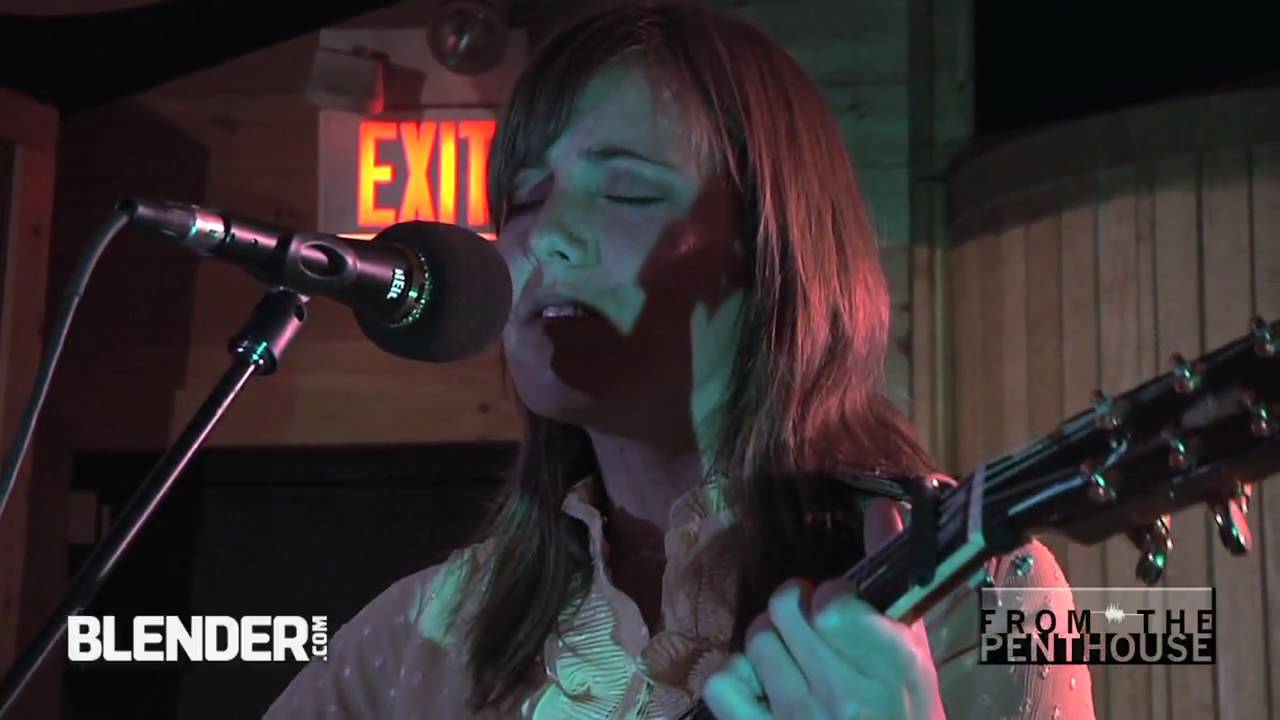 Aimee Bobruk - For The Lost Airwaves - Live at Tainted Blue Studios