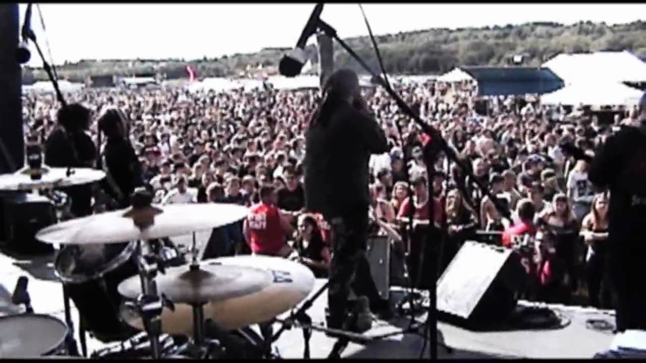 Short Fuse - Music Video of 'Pain Machine' - Locobazooka 2005