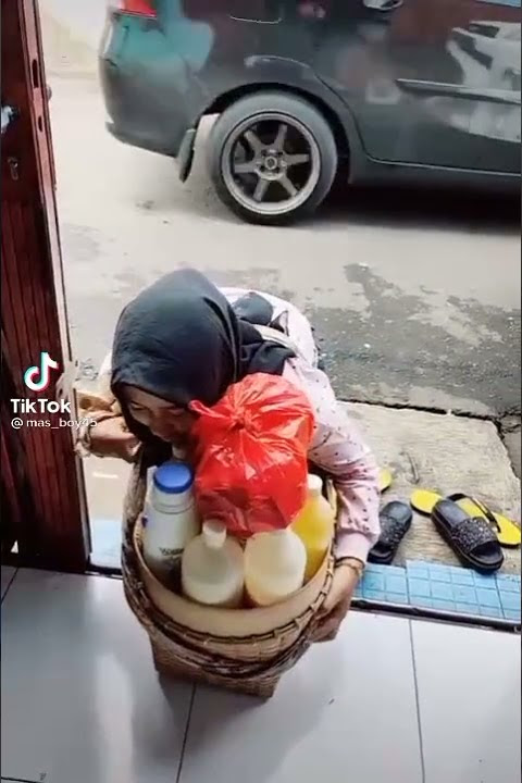 #viral tukang jamu cantik