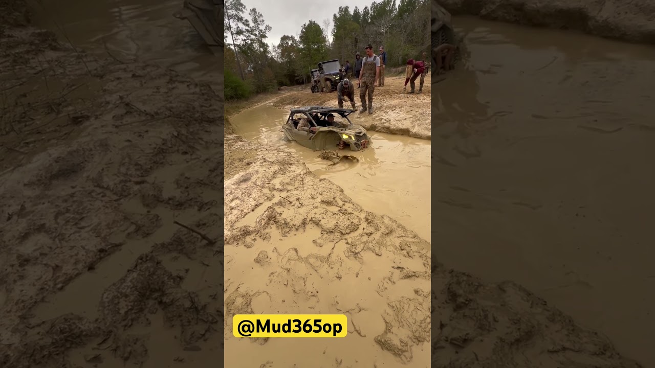Can am x3 bogging at Creekside Off-road Park. 