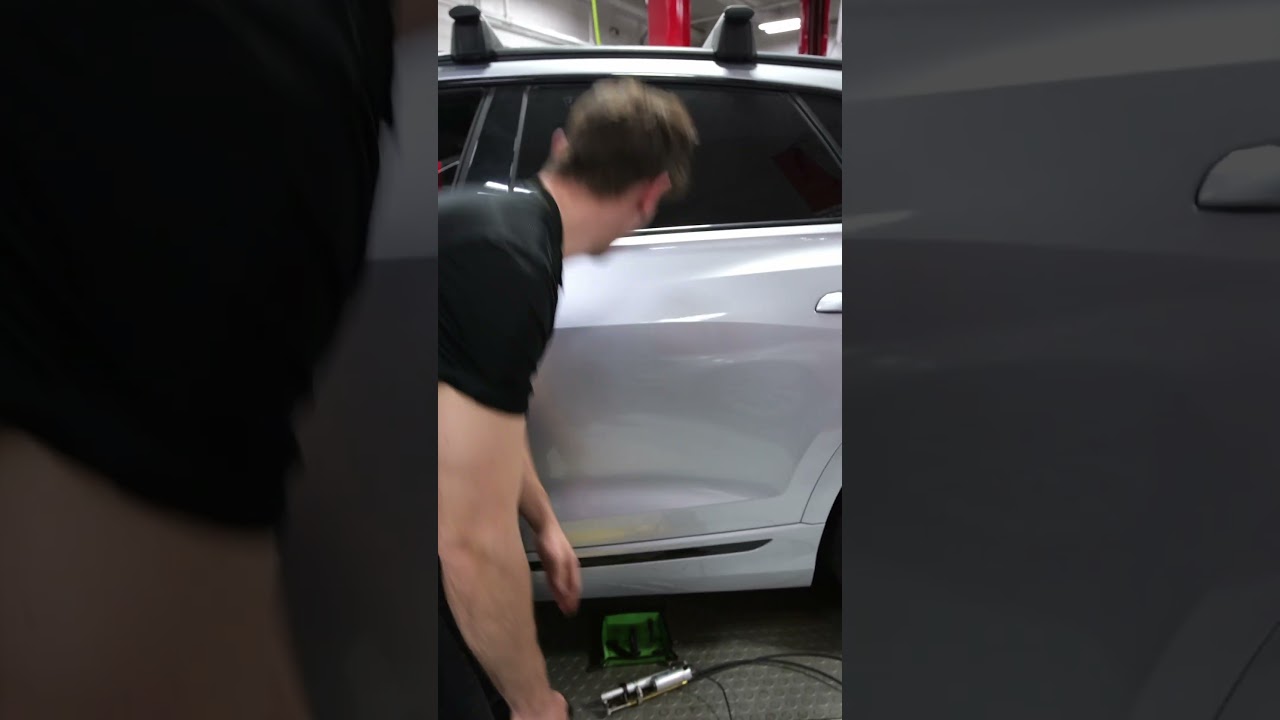 Our master mechanic Steve found something secret hidden in this 2020 Audi Q8 