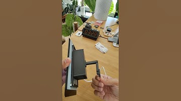 #RaspberryPi Display V2 articulating hinge to hang on your wall learn.adafruit.com/pi-wall-mount