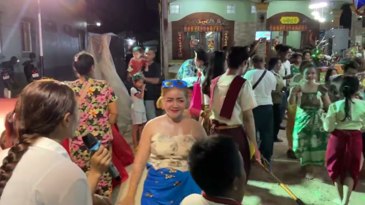 វង់ភ្លេងនឹង​ របាំត្រុដិ​ក្នុងកម្មវិធីសង្ក្រានតាមផ្ទះ​នៅខេត្ត​ សៀមរាប​ សប្បាយណាស់