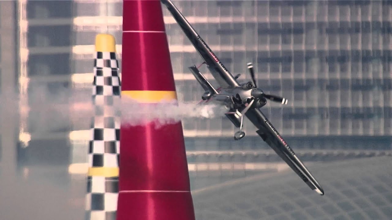 perfect-skies-for-red-bull-air-race-abu-dhabi-2014-youtube