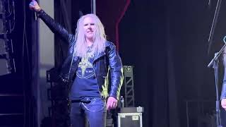 Crashdiet: Riot In Everyone