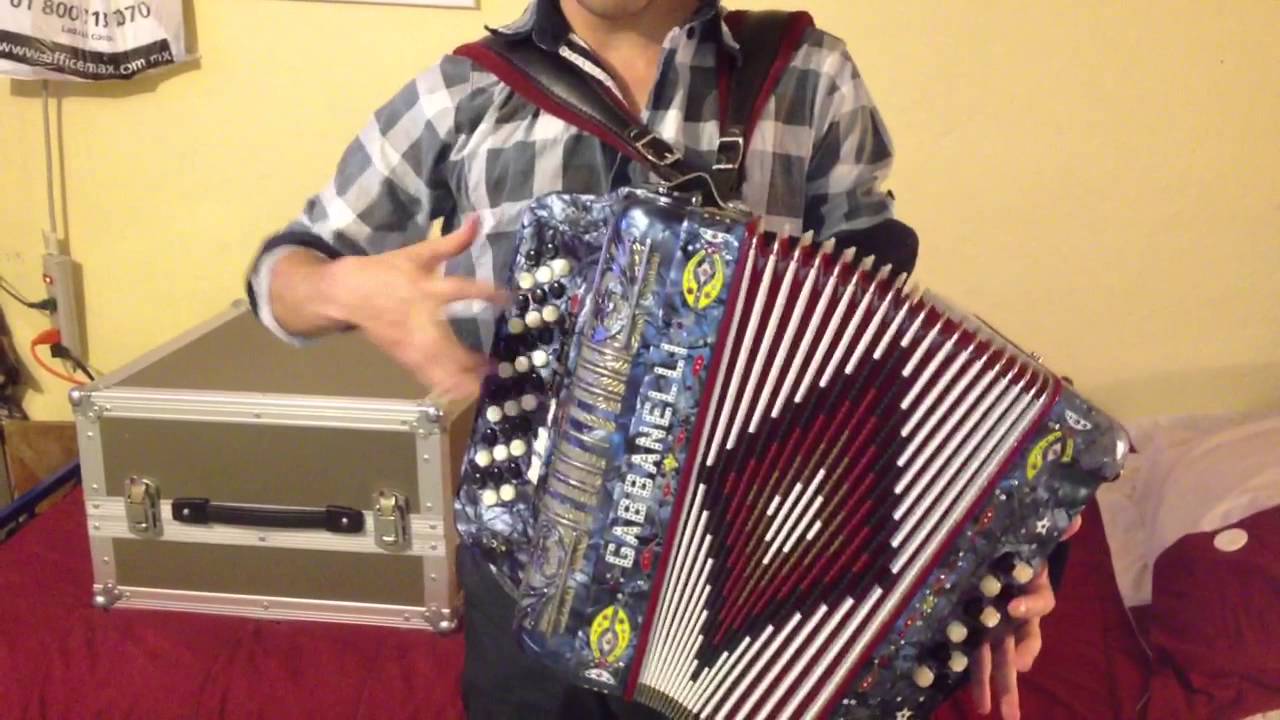 ACORDEÓN GABBANELLI DOS TONOS FA Y MI VENDIDO YouTube