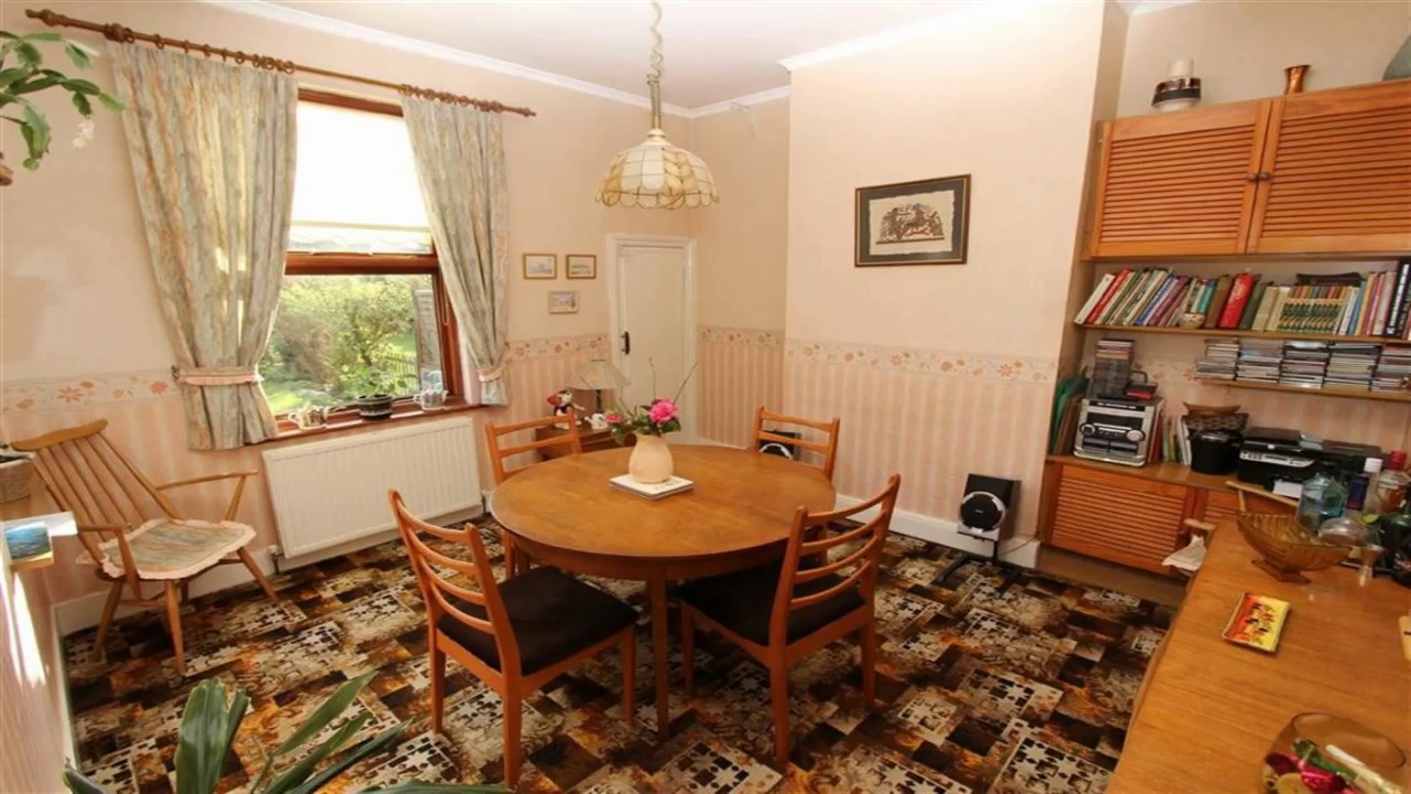 3 bedroom property for sale in Ladysmith Avenue Newbury Park Essex