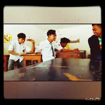 Hahaha Siswa Apaan Tu Guru Lagi Masuk Malah Joget Seenaknya😁