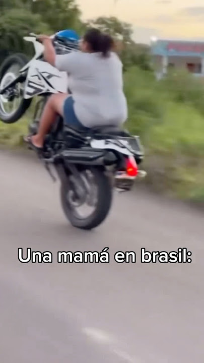 Señoras en Brasil 😧 #brasil #wheelie #atv #moto #motovlog #top #top10 #humor #funny #fun #yamaha