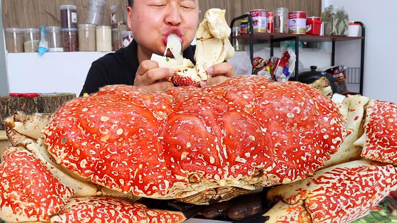 9斤皇帝蟹，阿强做“潮汕生腌”，满满蟹肉，入口即化，用手撕着吃太过瘾！【cram阿强】