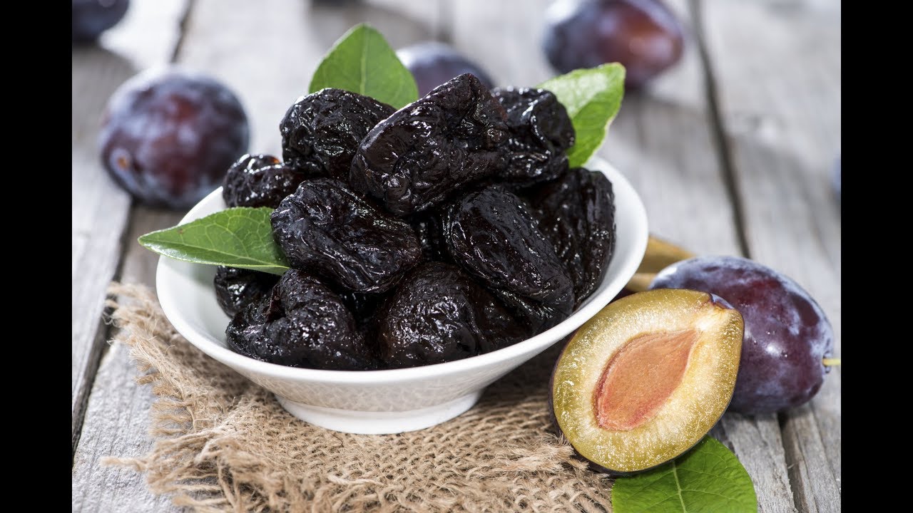 11 Amazing Health Benefits of Prunes YouTube