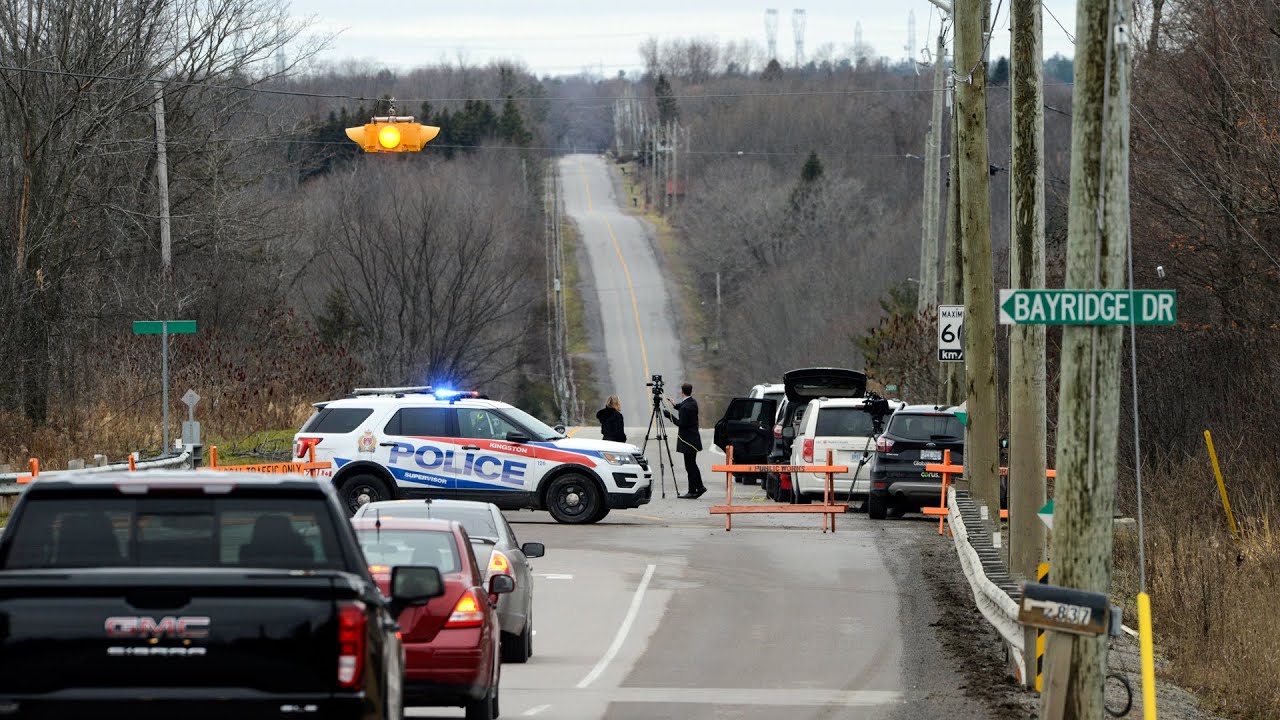Kingston, Ont., plane crash kills 7, TSB confirms YouTube
