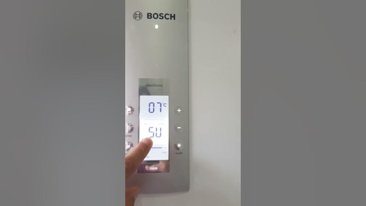 Холодильник liebherr горит alarm. Холодильник liebherr горит alarm