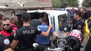 Uyuşturucu ticareti hükümlüsü, polis çevirmesinde taksi şoförünün boğazına bıçak dayadı Resimi