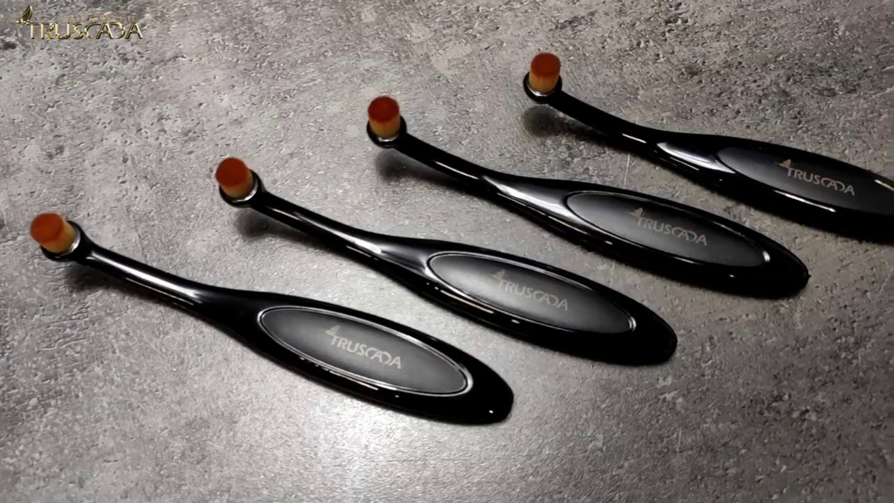 Our new Wonderful Cuticle Dust Brush