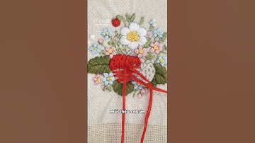 Sốc vị giác khi lần đầu ăn Dâu Tây - Thêu chùm hoa quả dâu tây