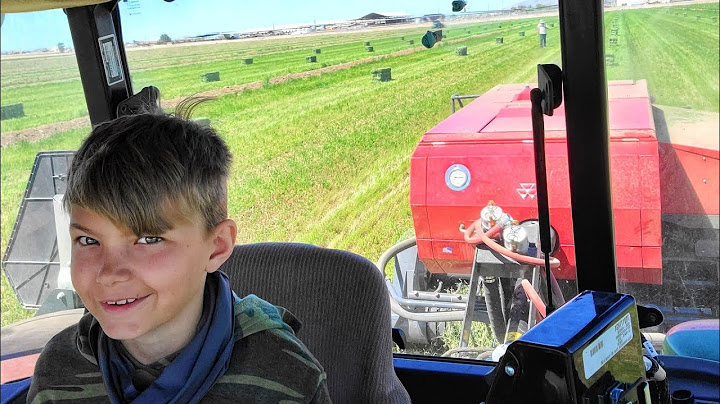 10 Year Old Baling Hay!