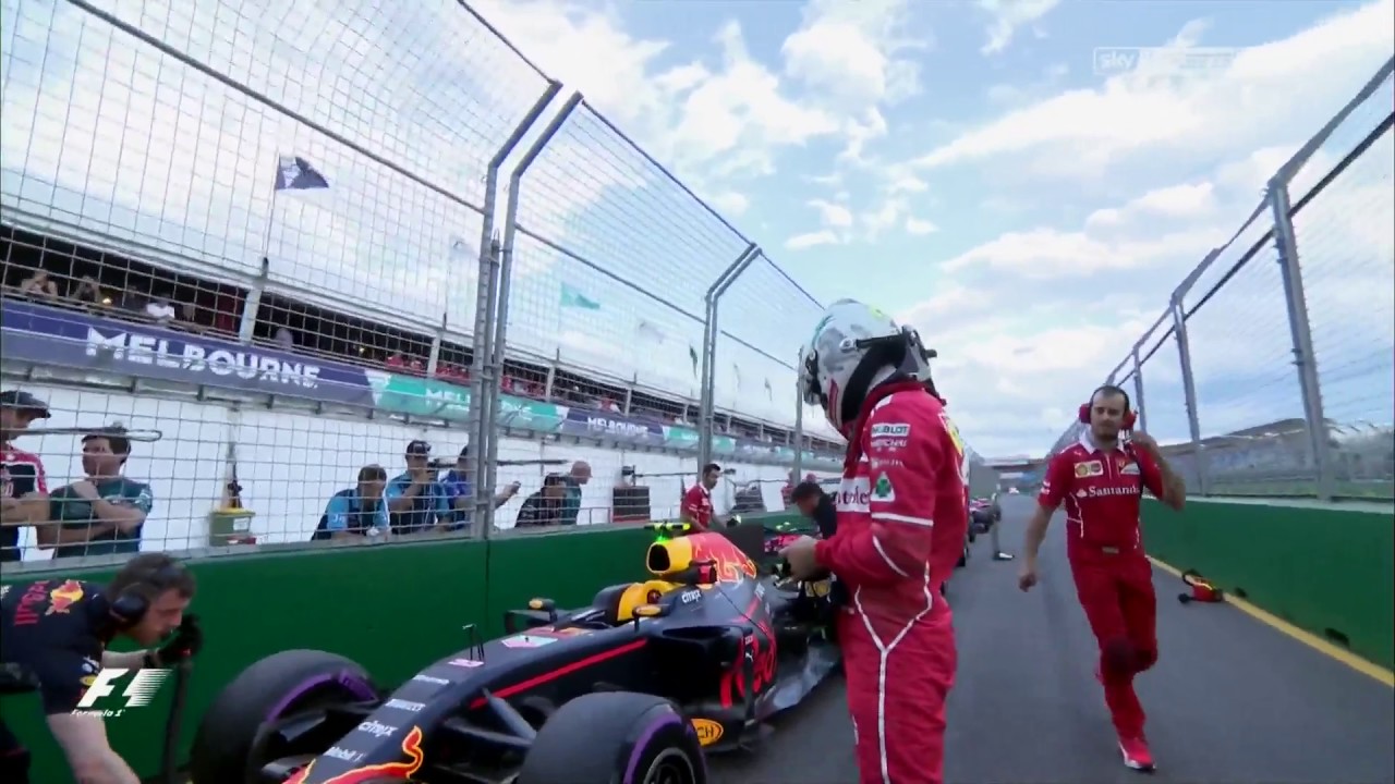 F1 2017 | Australian GP - Sebastian Vettel checking out the competition after qualifying