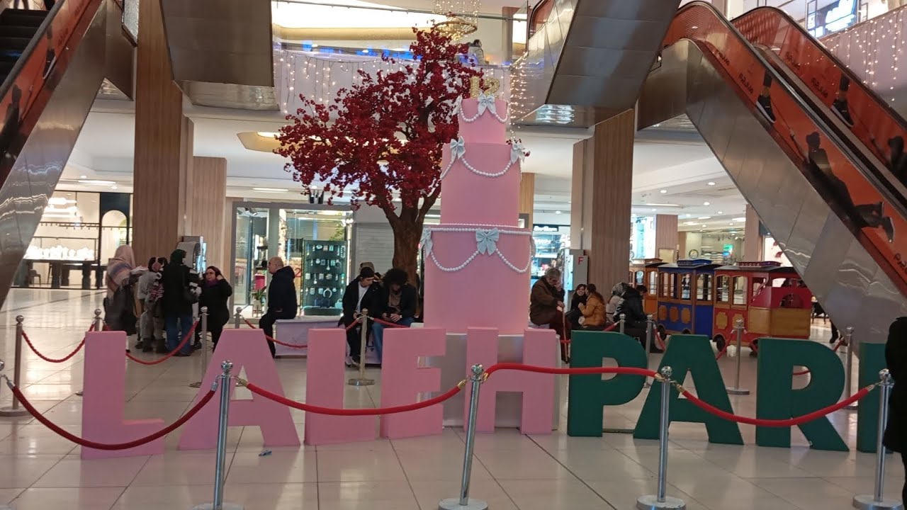 Walking in Lale Park Tabriz